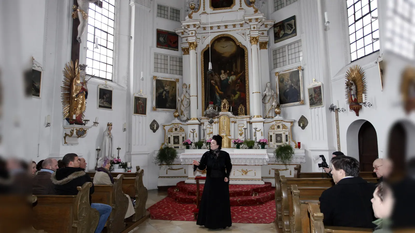 Die Bürger- und Brauerführungen laufen nun mit neuem Konzept ab. Hier agiert Tamara Peinelt als Katharina Fischer. (Foto: VSG/Thorsten Neidlein)
