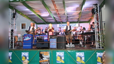 Ab 20.00 Uhr sorgt die aus dem Hackerzelt bekannte Oktoberfestband »Die Kirchdorfer« für Wiesnstimmung bis tief in die Nacht hinein.  (Foto: VA)
