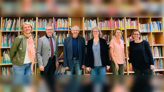 Im Gespräch: Stefanie Pointer, Christian Salberg, Hans-Jürgen Dunkl, Carola Steiner, Heike Thamm und Julia Höfer (v. li.). (Foto: Vorschule MS)