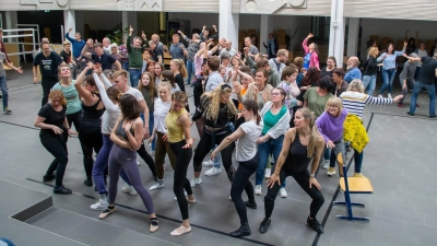 Für die Open-Air-Aufführung des Goethe-Klassikers wird bereits hart gearbeitet. (Foto: faustindorfen)