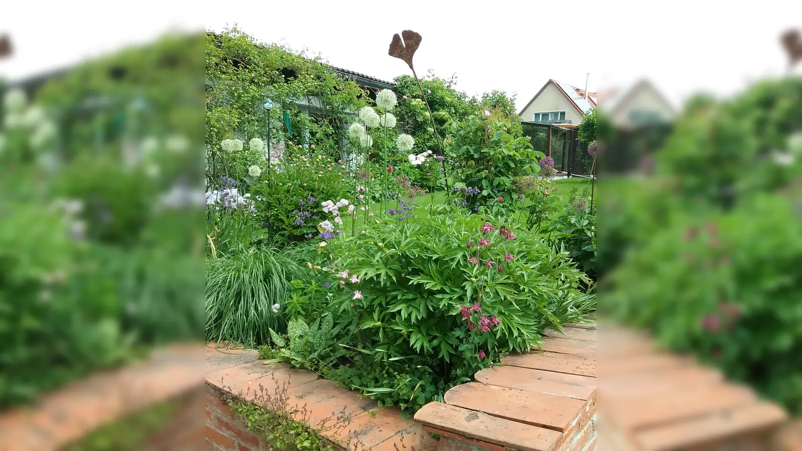 Im Landkreis öffnen zahlreiche Gärten ihre Pforten anlässlich des Tags der offenen Gartentür. Hier kann man sich Tipps von Gartenprofis holen. (Foto: VA)