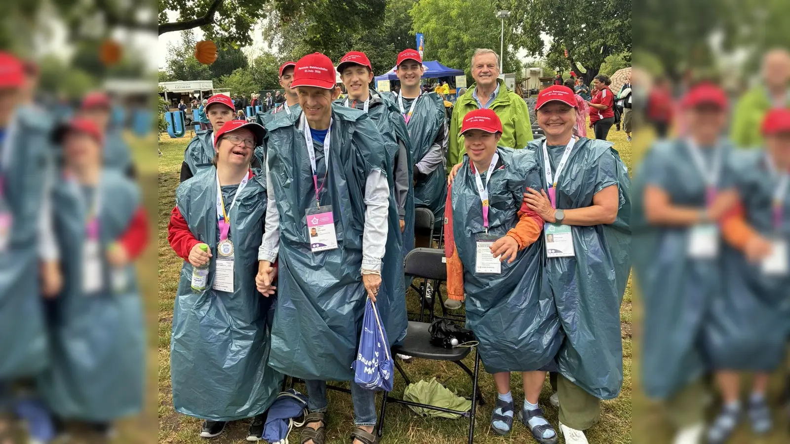 Domenik Zapf, Josef Machtl, Betreuer Sebastian Zapf, Oliver Falkner, Betreuer Quirin Huber, Lothar Schmidt, Vorstand Robert Wäger, Patrick Röckelein und Trainerin Monika Schicho. (v.l.) (Foto: R. Wäger)
