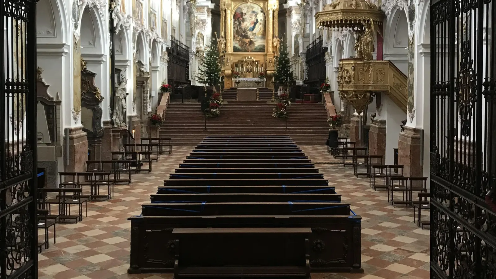 Jodeln findet im Dom in Präsenz statt. (Foto: KBW Freising)