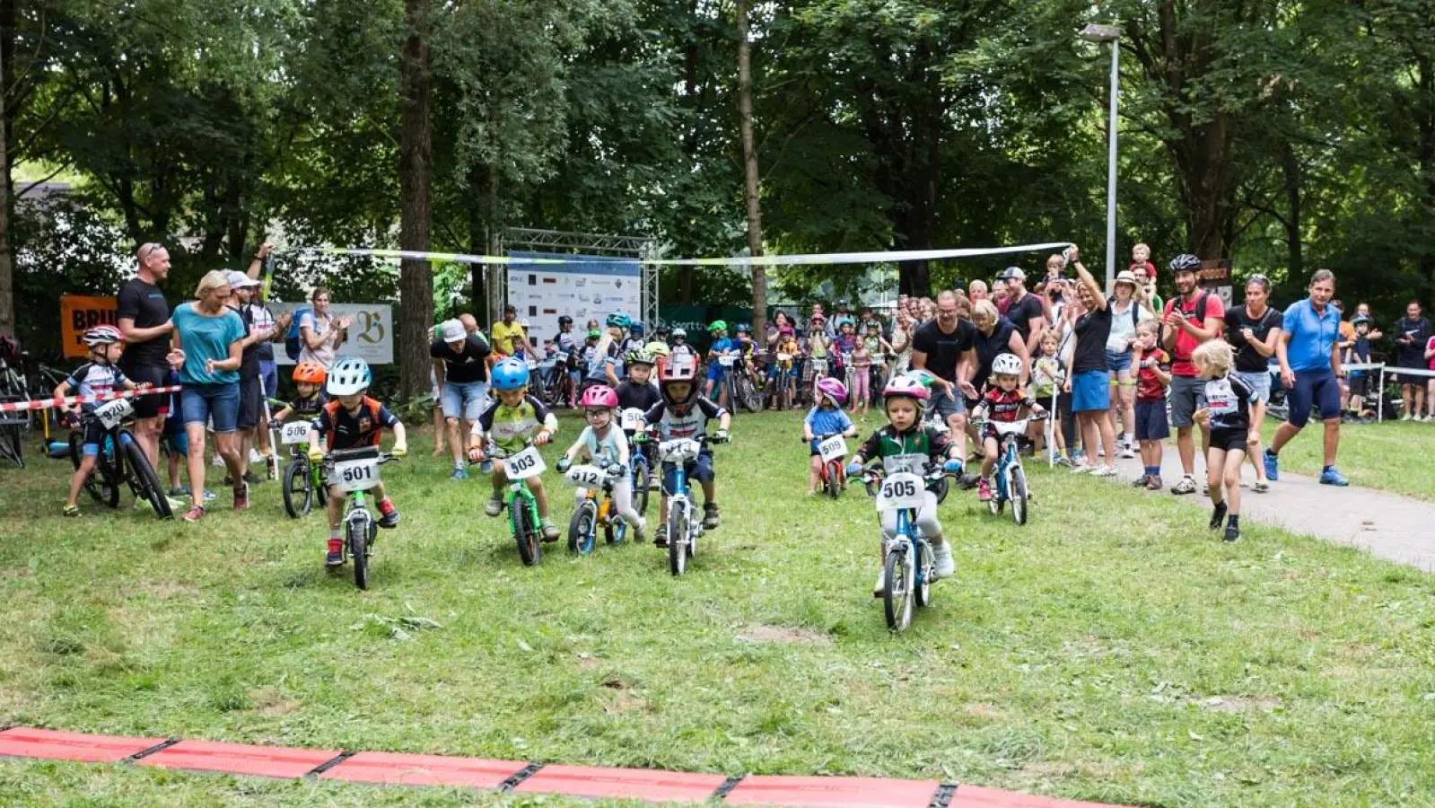 Auch die ganz Kleinen dürfen an den Start und ihr Können zeigen. (Foto: I. Siebrecht)