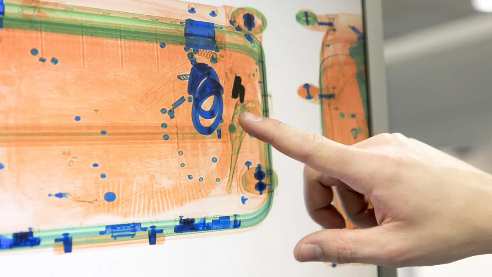 Röntgenkontrolle (Foto: Zoll)