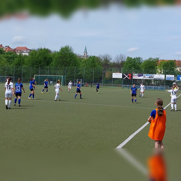 Auch an der Demleitnerstraße wird gespielt: Der ruhmreiche FC Wacker München kämpft gegen Forstinning um den Aufstieg in die Landesliga. (Archivbild: bas)
