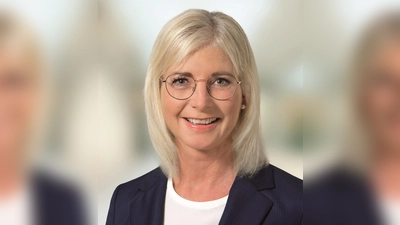 Staatsministerin Ulrike Scharf überbrachte mit den bewilligten Fördergeldern gute Nachrichten für Dorfen. (Foto: Abgeordnetenbüro U. Scharf)