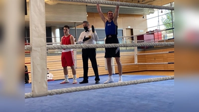 Nichts anbrennen ließ Vincent Sperr. Der 19-jährige Musterschüler der Haar/Kirchseeoner Trainer erfüllte erneut alle hohen Erwartungen. (Foto: Helmut Felixberger)