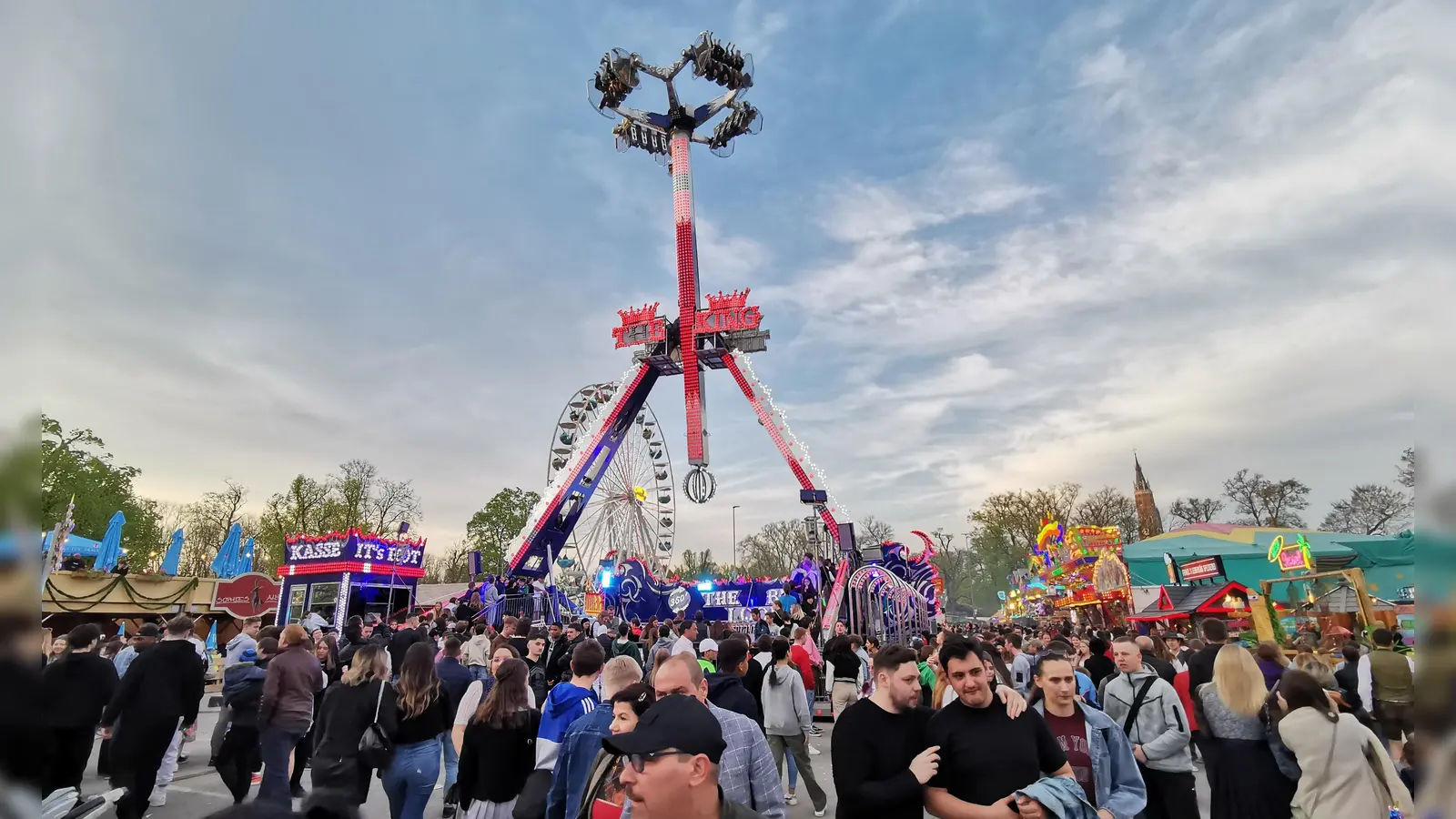 Die Landshuter Frühjahrsdult mit zahlreichen Attraktionen steht vor der Tür. (Foto: Stadt Landshut)