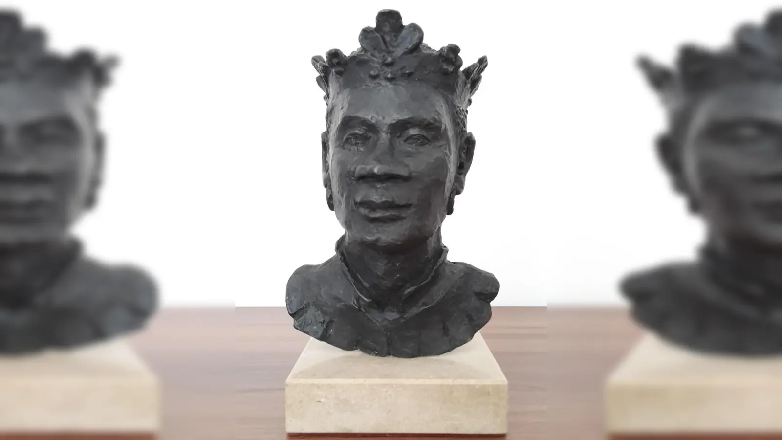 Landrat Petz verleiht die Kulturpreise Anfang 2024 - jetzt kann man Vorschläge einreichen. (Foto: LRA)