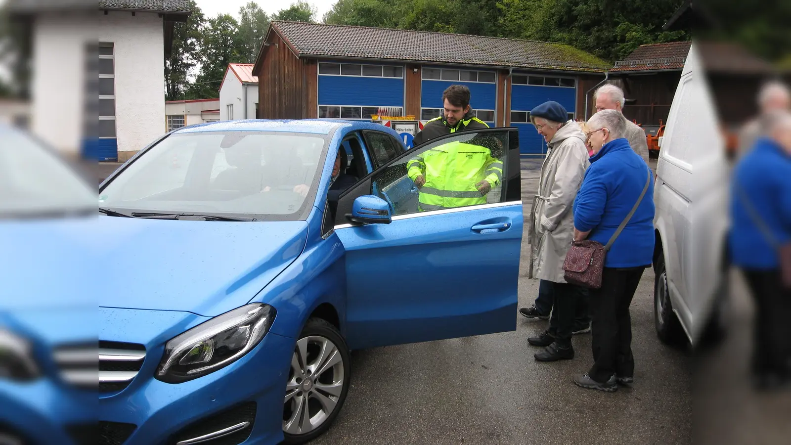 Beim Pkw-Fahrtraining für Senioren können die Teilnehmer Fahrübungen mit ihrem Pkw unter Anleitung von fachkundigen Moderatoren absolvieren.  (Foto: Kreisverkehrswacht)