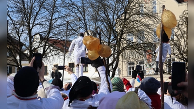 Das Dorfener Hemadlenz'n ist ein großer Spaß - doch es soll auch mit Bedacht gefeiert werden. (Foto: Stadt Dorfen)