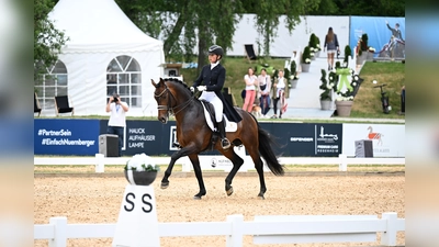 Highlight 2026 wird auch wieder die Dressur auf CDI5* Niveau. Hier zu sehen Laura Strobel mit Alvari im NÜRNBERGER BURG-POKAL. München wird auch 2026 wieder eine Station dieser renommierten Dressurserie austragen.  (Foto: Hubert Fischer)